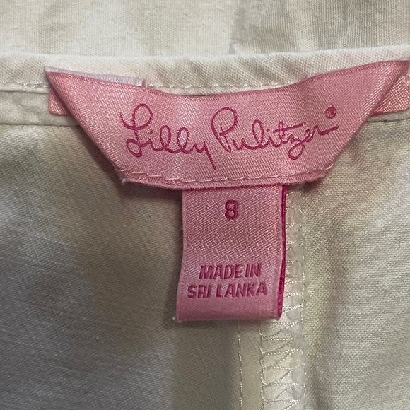 Lilly Pulitzer New without tags White Shorts with Gold Buttons - Picture 3 of 8